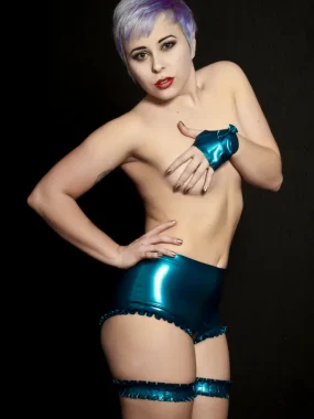 Latex Frilly Booty